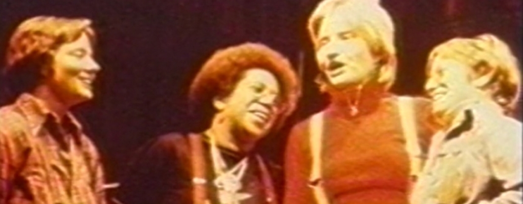 women singing