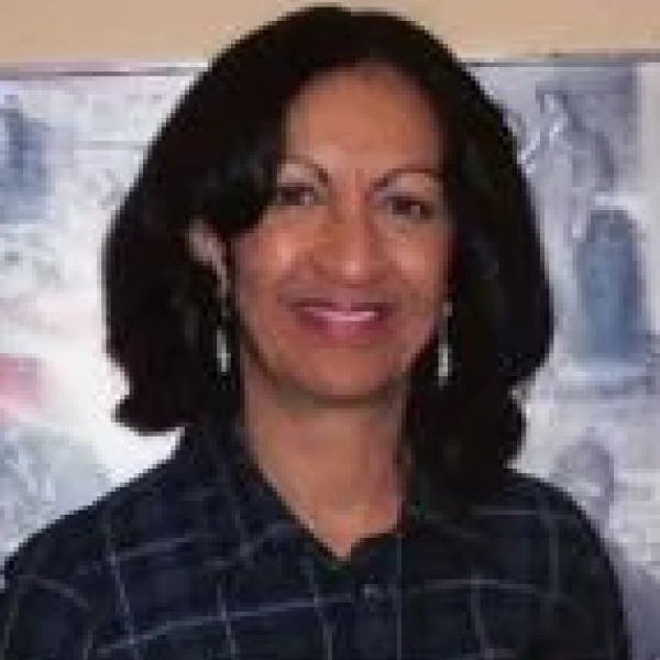 dr diane turner headshot