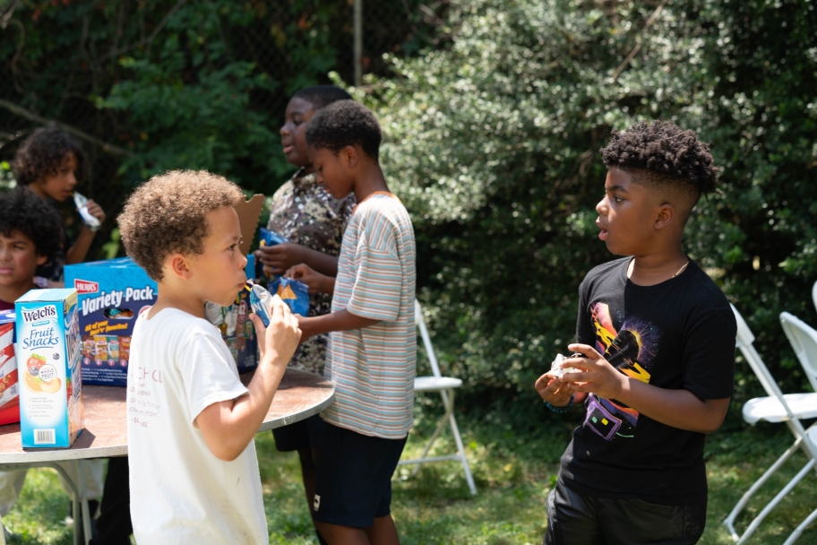 Jubilee school students eating