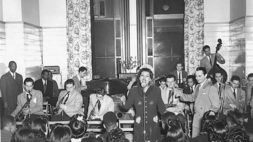 Billie Holiday Singing