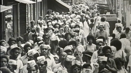 A large group of union members 1199c 